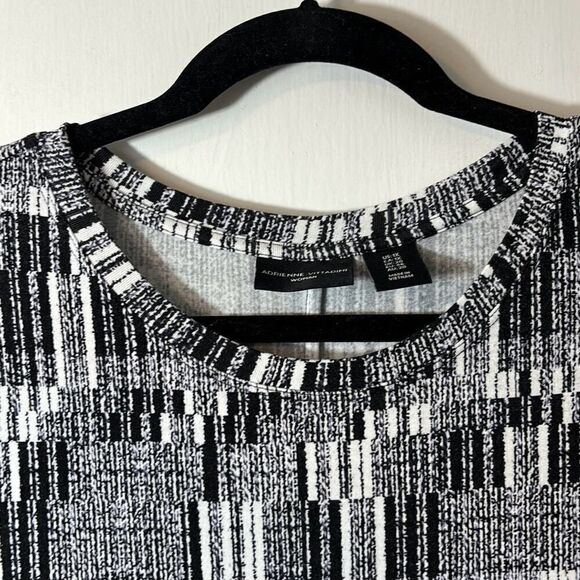 Adrienne Vittadini abstract print A-line navy & white short sleeve stretch dress - Picture 3 of 8